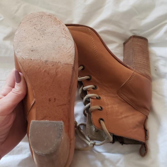 Lace up <Steve Madden> 3" stacked wooden heel - Picture 3 of 8